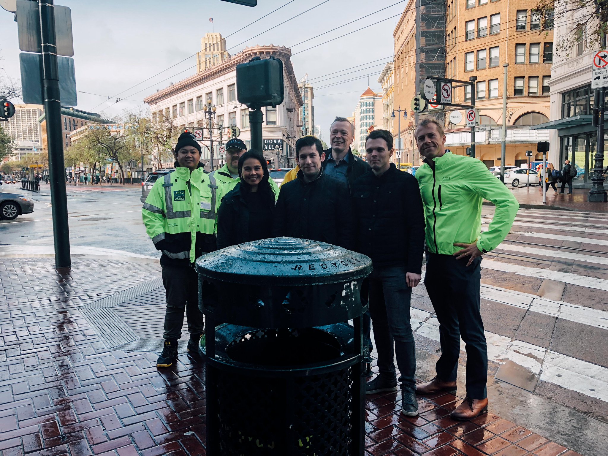 SanFrancisco case waste management, smart waste management, smart bins